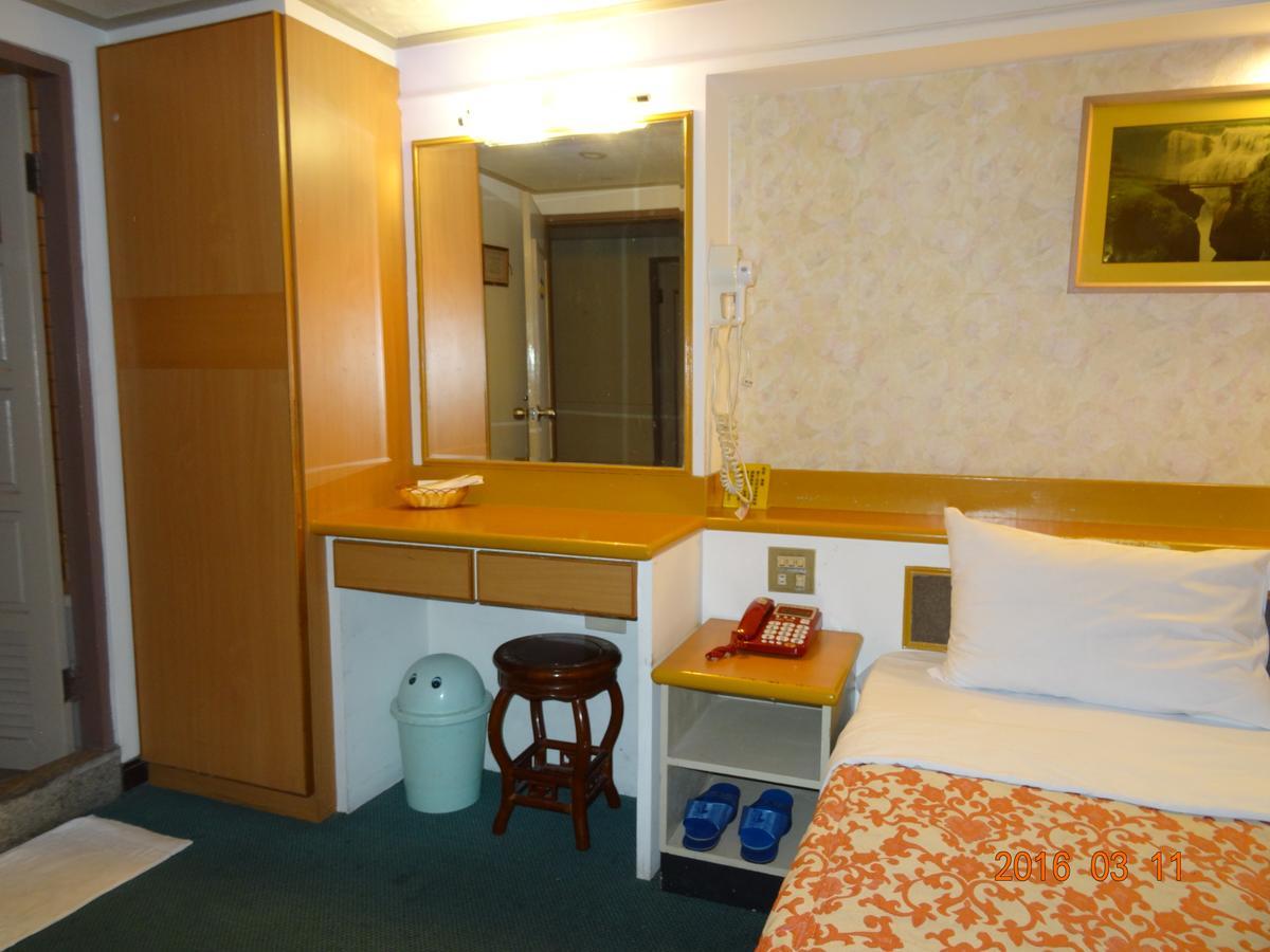 Jia Xin Hotel Chiayi City Dış mekan fotoğraf